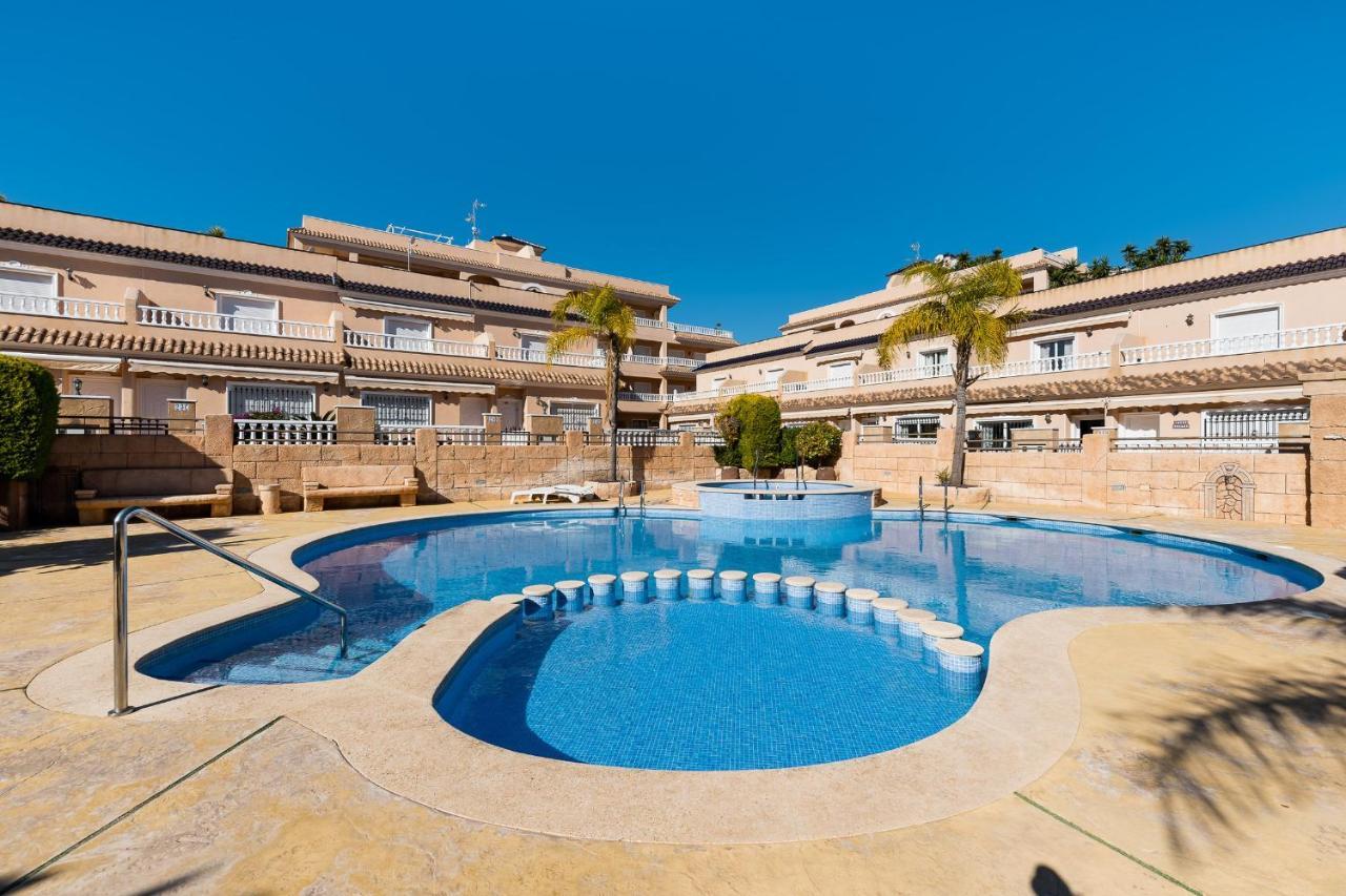 Bungalow La Zenia Cerca De La Playa โอริอุเอลา ภายนอก รูปภาพ