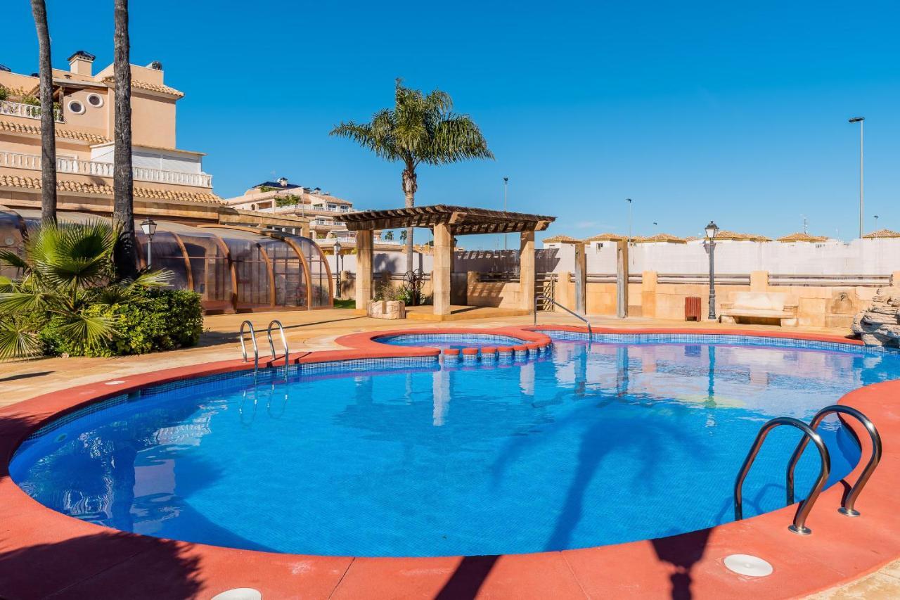 Bungalow La Zenia Cerca De La Playa โอริอุเอลา ภายนอก รูปภาพ