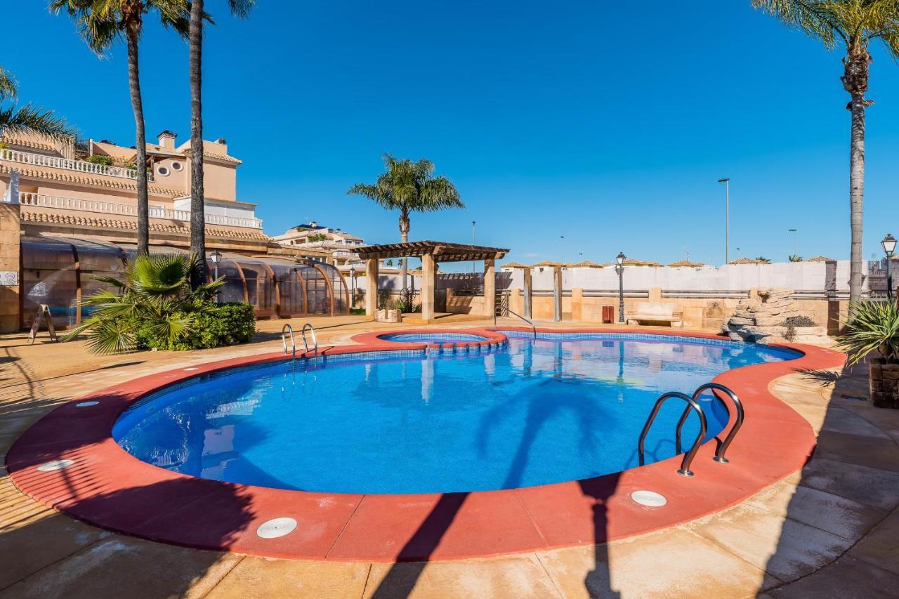 Bungalow La Zenia Cerca De La Playa โอริอุเอลา ภายนอก รูปภาพ